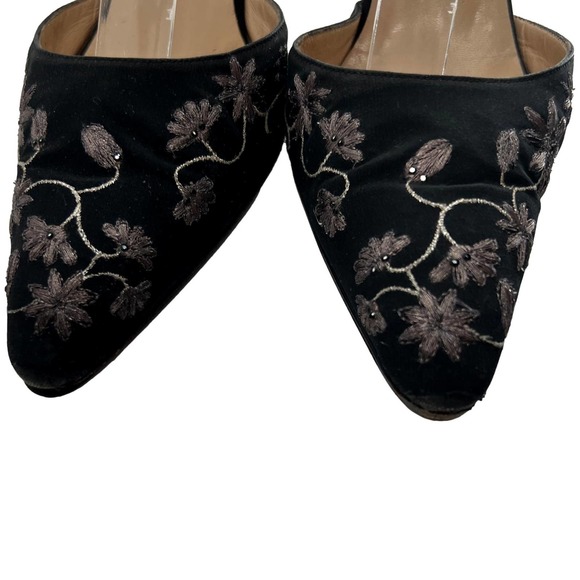 COPY - Manolo Blahnik Black Silver Hand Painted Floral Ankle Wrap Pumps Size 36 - Picture 3 of 11